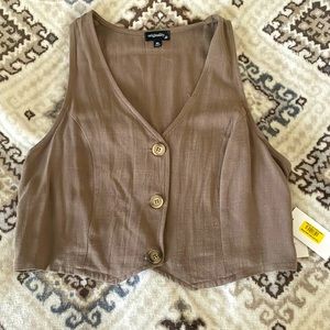 BWT Woman’s Vest
